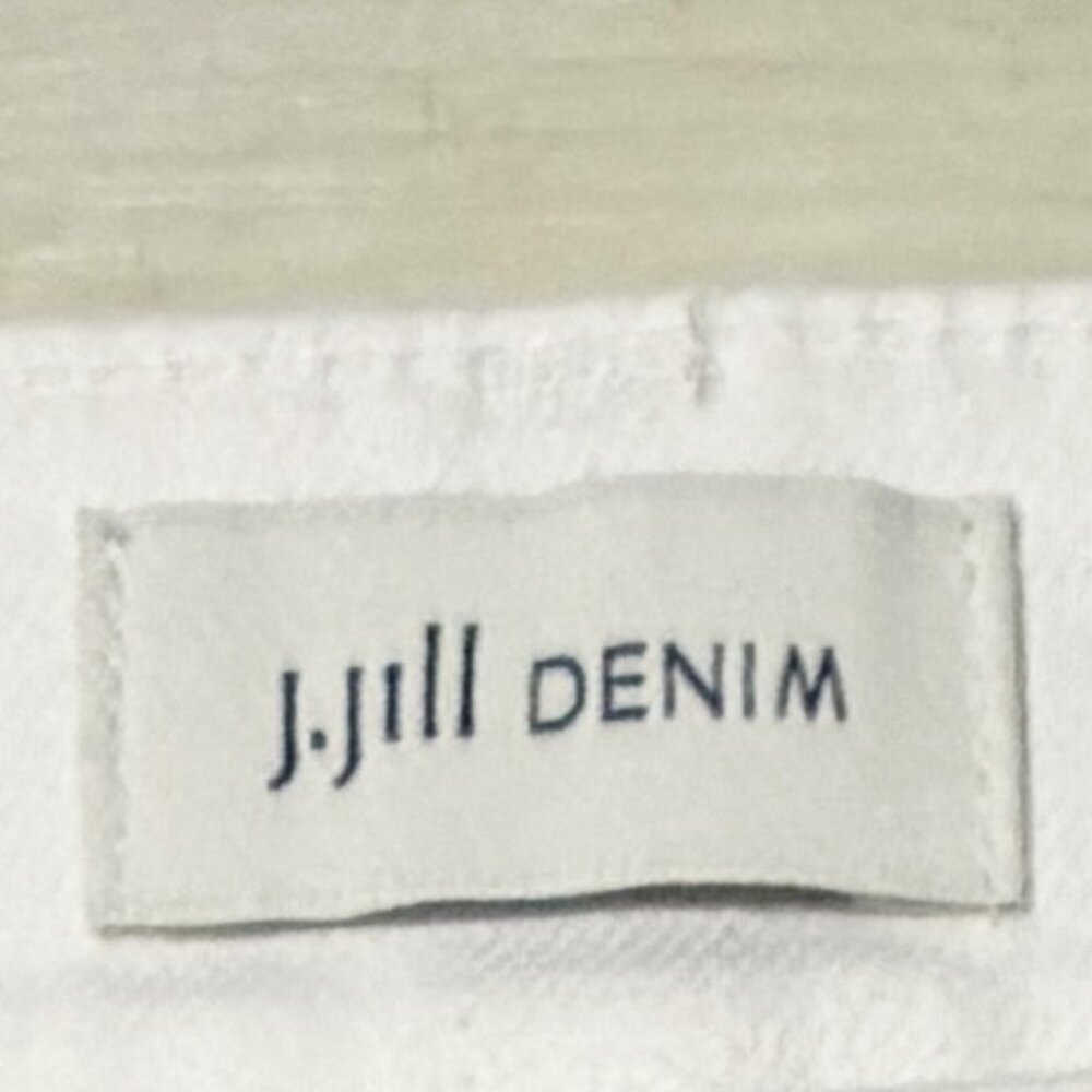 J. Jill Women's Authentic Fit Cropped White Jeans Size 12 - Picture 5 of 6